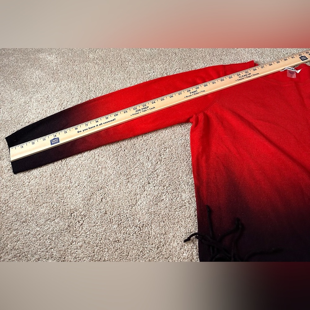 Peter Nygard Vibrant Red Sweater. Size L - Picture 8 of 8